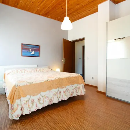 Otmar 1224 Premantura