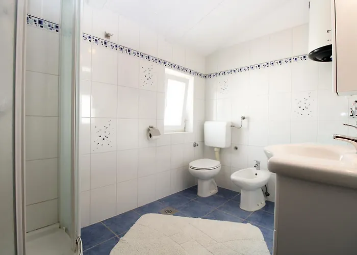 Apartment Otmar 1224 Premantura