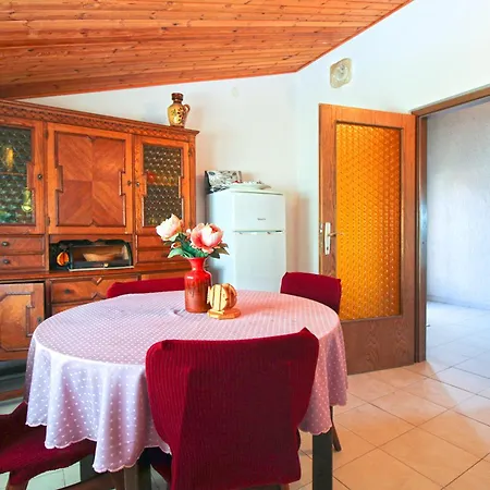 Apartment Otmar 1224