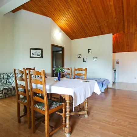 Apartment Otmar 1224