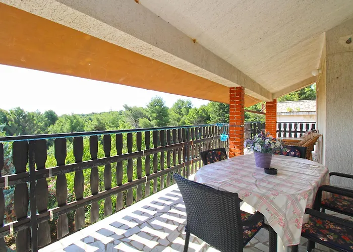 Otmar 1224 * Premantura