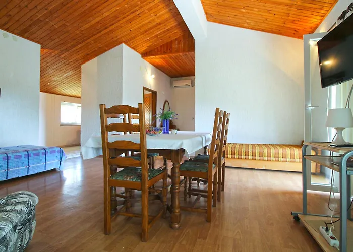 Otmar 1224 Premantura